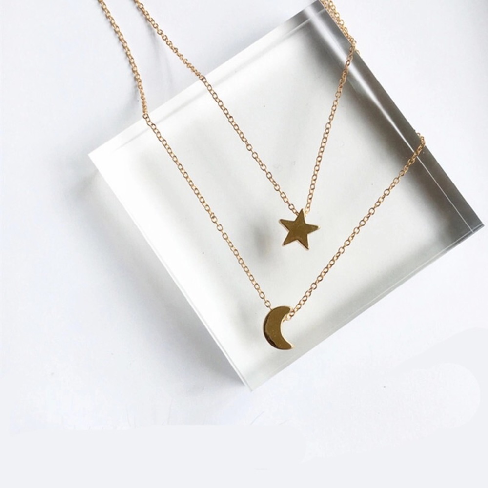 Moon&star minimalist gold necklace